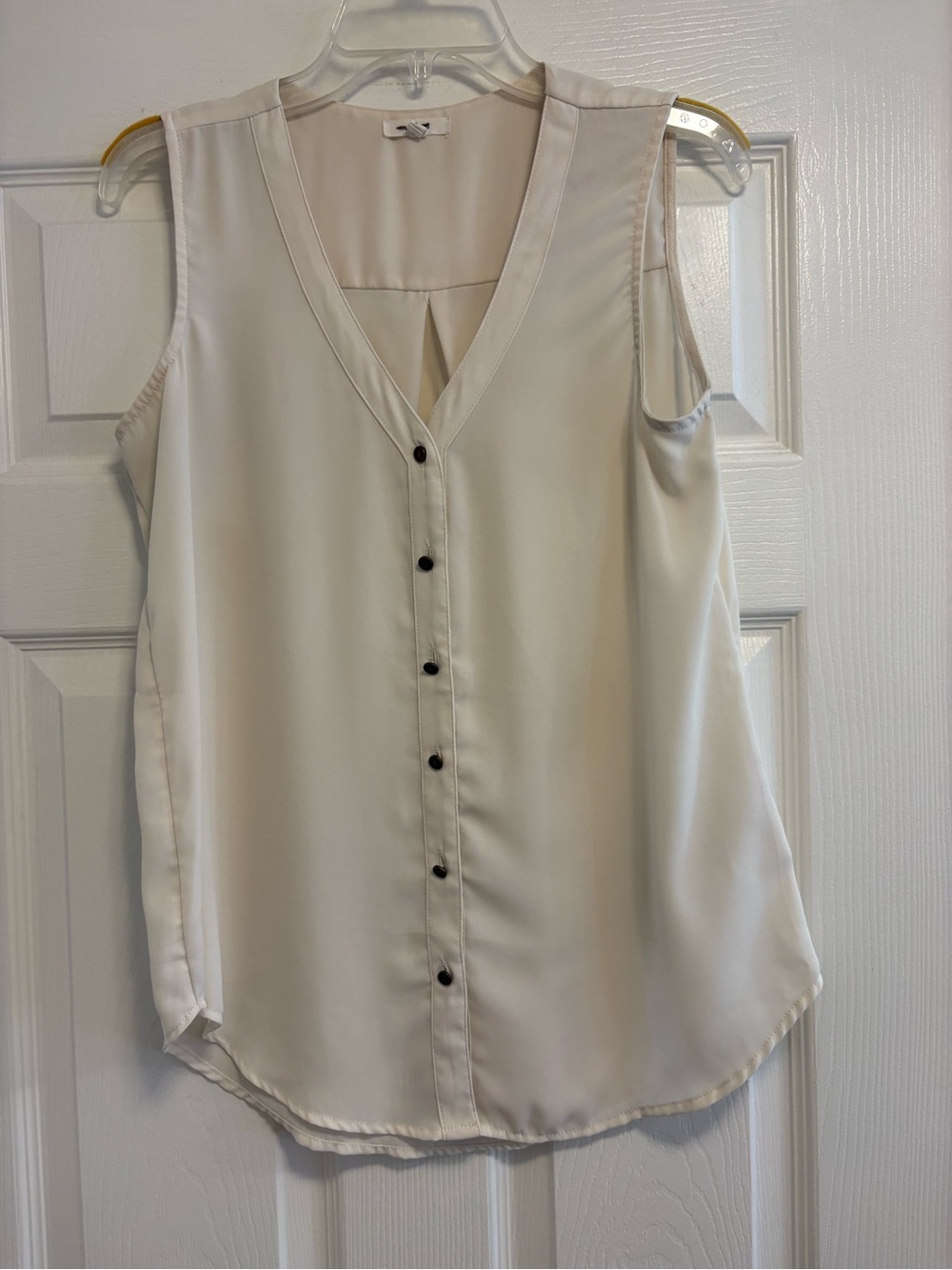 Maurices Cream Sleeveless V-Neck Button Front Camisole
